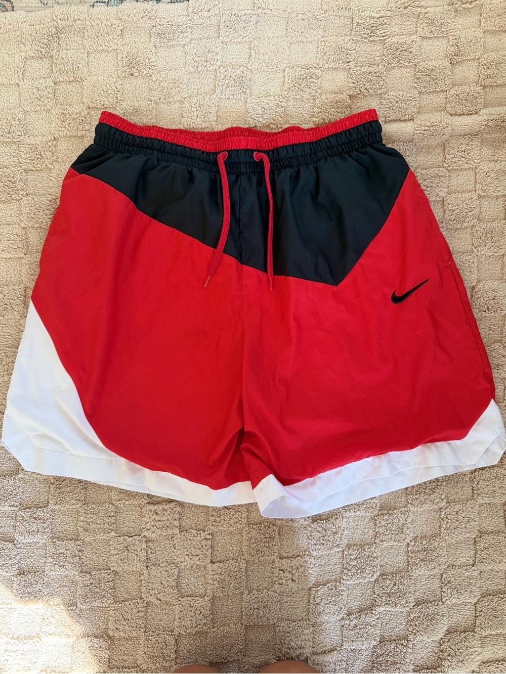 Nike Men’s L Red Black White Colorblock Swim Trunks Shorts DH7559-010